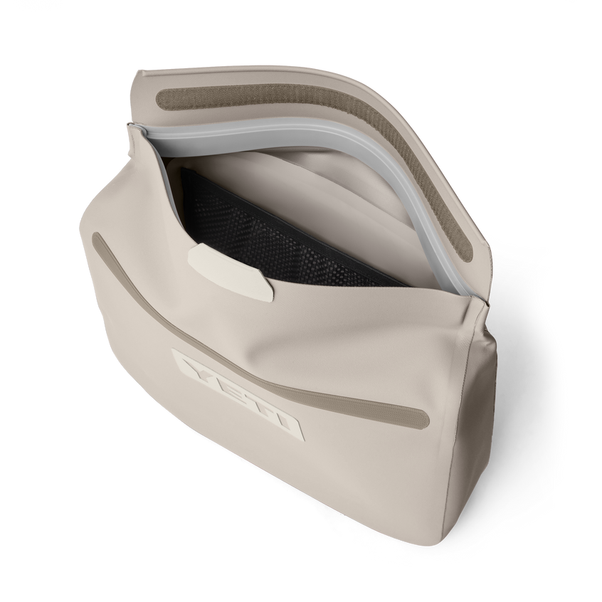 YETI Sidekick Dry® 6L Gear Case Cape Taupe