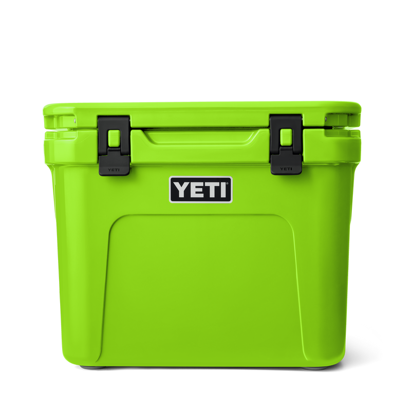 YETI Roadie® 32 Wheeled Hard Cooler Venom