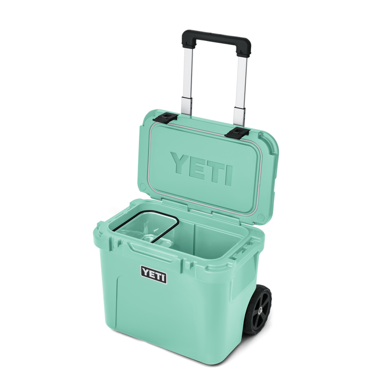 Roadie® 32 Wheeled Hard Cooler Seafoam