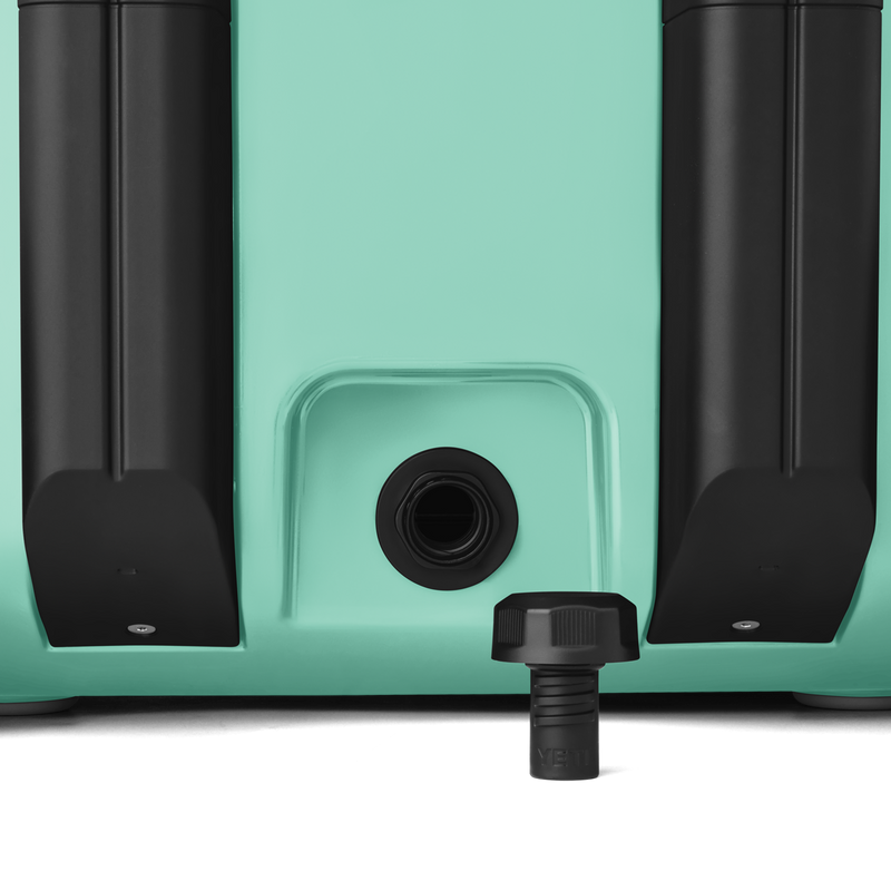 Roadie® 32 Wheeled Hard Cooler Seafoam