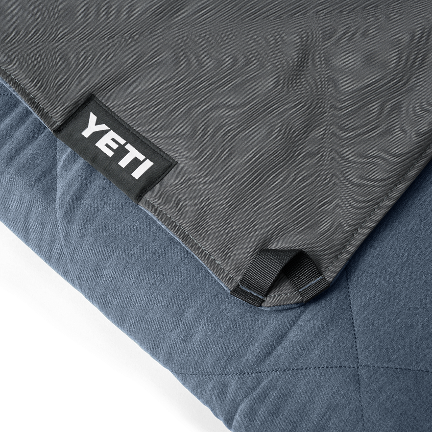 YETI Lowlands® Blanket Navy